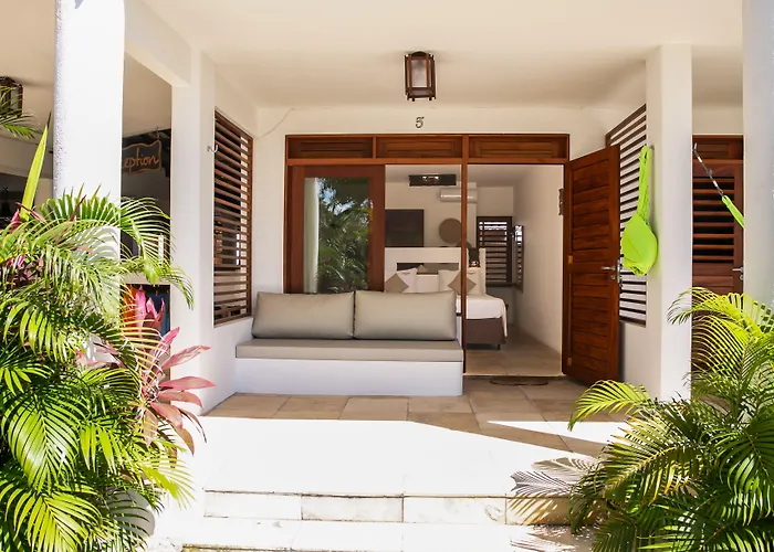 Windtown Beach Hotel